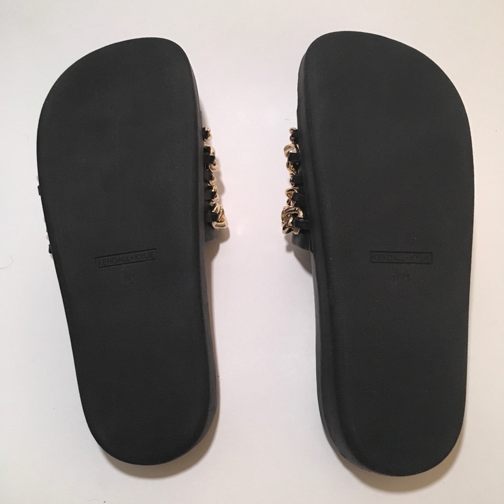 Kendall + Kylie Chain Link Platform Slide - Picture 3 of 3